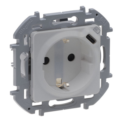 Розетка электрическая Legrand INSPIRIA, 2к+З+USB, 16АX, 75,8х75,8 мм (ВхШ), шторки защитные, цвет: алюминий (673772)