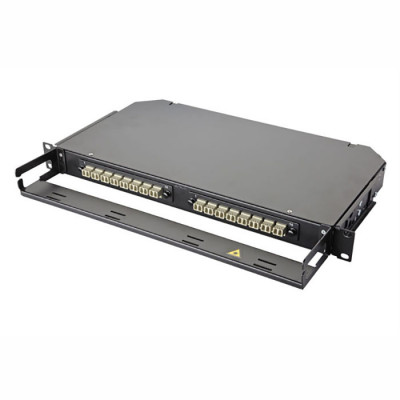 Коммутационная панель ВО Eurolan 47C-24, 1HU, портов: 24 SC/UPC (Simplex) OM2, установлено адаптеров: 4 невыдвижная, прямая, орг-йзер: предустановлен, цвет: чёрный, монтажные шнуры, КДЗС