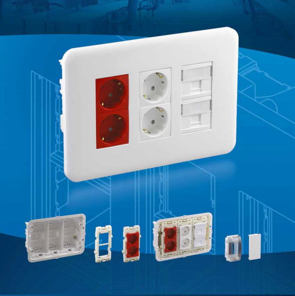 Коробка для настенного монтажа Efapel, внешняя, 24 модуля, цвет: белый