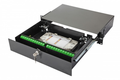 Коммутационная панель ВО Eurolan 47F-48, 2HU, портов: 48 LC (Duplex)OS2, установлено адаптеров: 24 выдвижная, цвет: чёрный, монтажные шнуры, КДЗС, APC