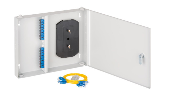 Коммутационная панель ВО Nikomax NMF портов: 16 SC/UPC OS2, установлено адаптеров: 16 невыдвижная, настенная, цвет: серый, с ключом