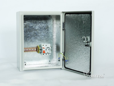 Шкаф с термоизоляцией 300х400х230 мм ТШУ-400.2.Б