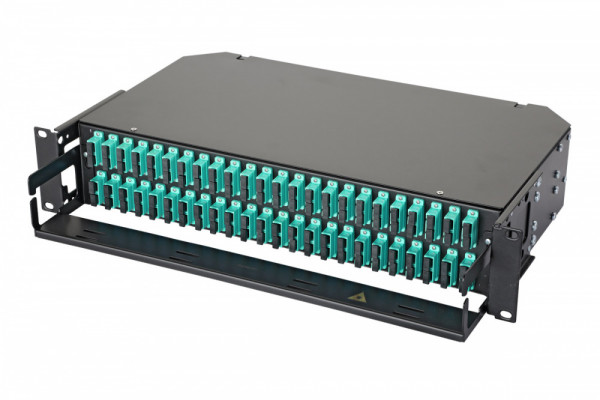 Коммутационная панель ВО Eurolan 47E-48, 2HU, портов: 48 SC (Duplex) OM3, установлено адаптеров: 32 невыдвижная, орг-йзер: предустановлен, цвет: чёрный, цвет адаптеров: бирюзовый, монтажные шнуры, КДЗС