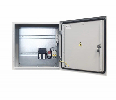 Шкаф уличный всепогодный укомплектованный настенный OSNOVO, IP66, корпус: сталь нержавеющая, 400х400х210 мм (ВхШхГ), цвет: серый, (с DIN-рейками, автоматом 2Р), с нагревом, без охлаждения