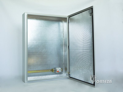 Шкаф с термоизоляцией 700х1000х230 мм ТШУ-1000.2.Б