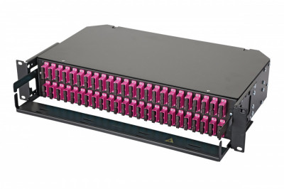 Коммутационная панель ВО Eurolan, 2HU, портов: 48 SC/UPC (Duplex) OM4, установлено адаптеров: 48 невыдвижная, прямая, орг-йзер: предустановлен, цвет: чёрный