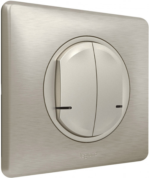 Умный выключатель Legrand 67774