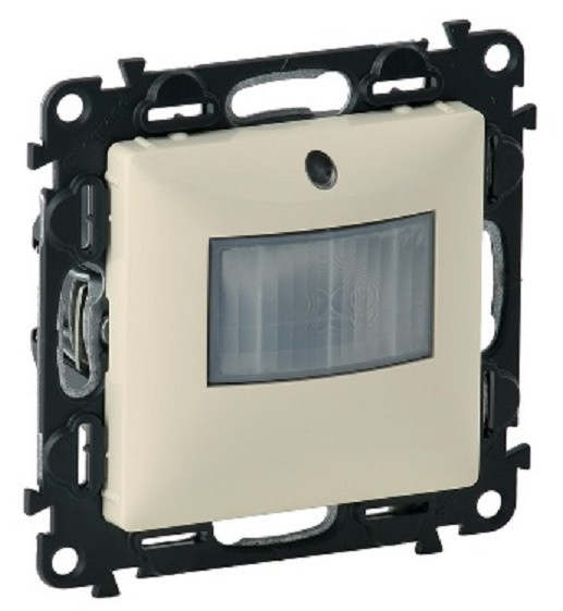 Датчик движения Legrand Valena Life, одноклавишный, без подсветки, внутренняя, 71х71 мм (ВхШ), цвет: слоновая кость, без нейтрального зажима (752272)