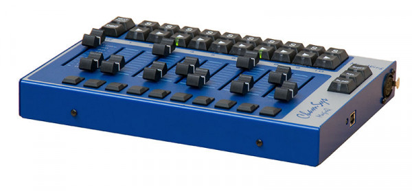 Устройство управления светом ChamSys MagicQ Mini Wing