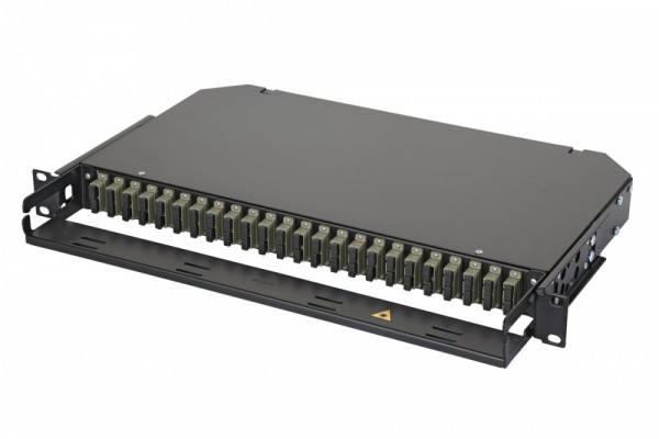 Коммутационная панель ВО Eurolan 47C-24, 1HU, портов: 24 SC/UPC (Duplex) OM2, установлено адаптеров: 24 невыдвижная, орг-йзер: предустановлен, цвет: чёрный, монтажные шнуры, КДЗС