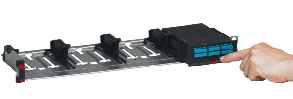 Полка Legrand LCS3, 1HU,    выдвижная, прямая, цвет: чёрный, неукомплектованная