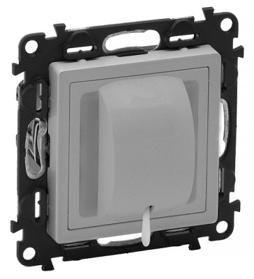 Переключатель Legrand Valena Life, кнопочный, без подсветки, 6А, внутренняя, 71х71 мм (ВхШ), цвет: алюминий, с н.о./н.з. контактом и шнуром 1,5 м (752324)