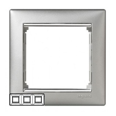 Рамка Legrand Valena, 3 поста, плоская, вертикальная, цвет: алюминий/серебряный штрих (LEG.770353)