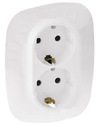 Розетка электрическая Legrand Valena Allure, 2x2к+З, 16А, 157х86 мм (ВхШ), шторки защитные, цвет: белый, безвинтовые зажимы (753726)