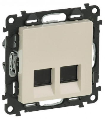Розетка информационная Legrand Valena Life, 2x RJ45, кат. 5е, неэкр., внешняя, 51х58 мм (ВхШ), цвет: слоновая кость, (LEG.753541)
