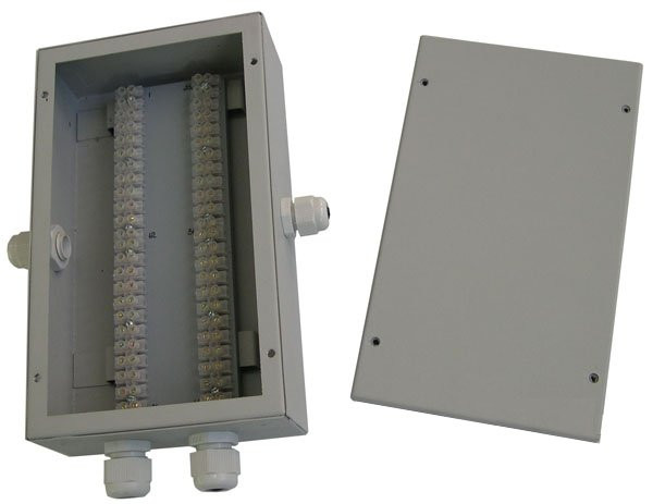 Коробка распределительная с гермовводами Барьер-КР-Б (48 цепей, металл)