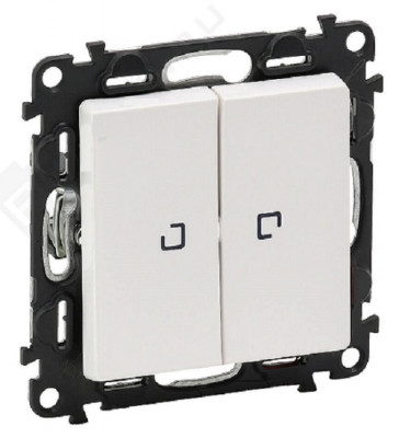 Выключатель Legrand Valena Life, двухклавишный, с подсветкой, 10АX, внутренняя, 71х71 мм (ВхШ), цвет: белый, с безвинтовыми зажимами, лампами 2 х 0,15 ма (752428)