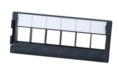 Планка  AMP, 19", 1HU, портов: 6хуниверсальный, кат. 6, неэкр., встраиваемый, цвет: чёрный, (0-2111117-1)