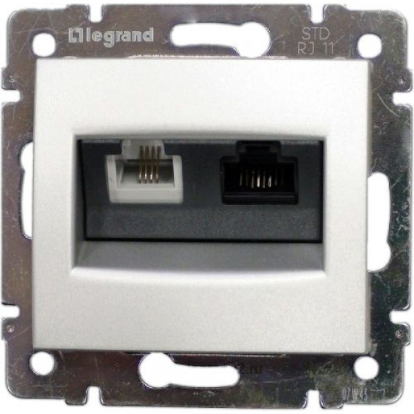 Розетка в сборе Legrand Valena, 2x RJ11/RJ45, кат. 6, экр., внутренняя, 51х58 мм (ВхШ), цвет: белый, (LEG.770080)