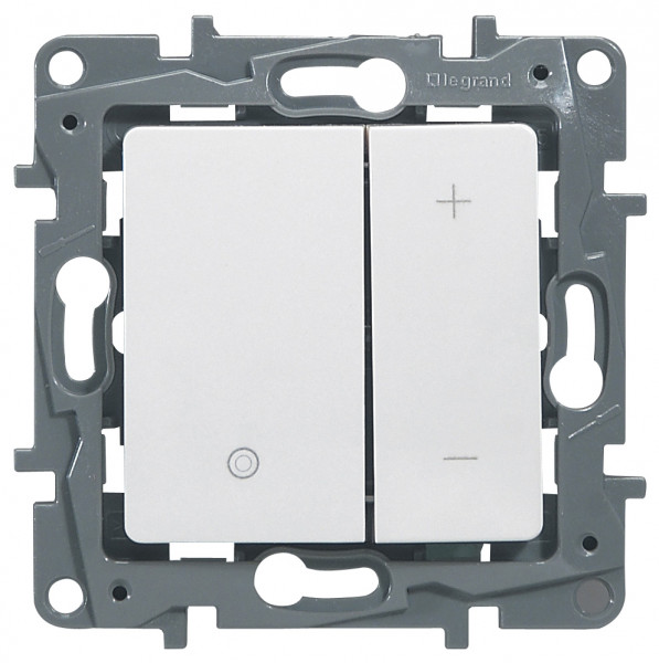 Светорегулятор Legrand Etika, двухклавишный, без подсветки, 75,8х75,8 мм (ВхШ), цвет: белый, без нейтрали (672218)