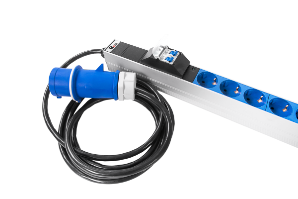 Блок розеток 19' R-32-24S-A-I-1820-3-2P