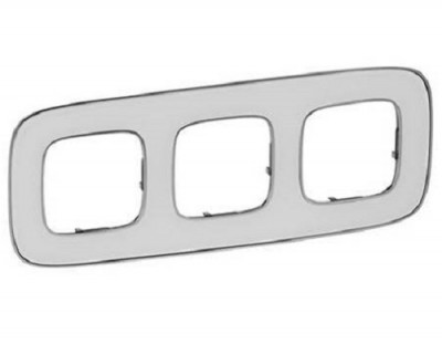 Рамка Legrand Valena Allure, 3 поста, 93х234х10 мм (ВхШхГ), плоская, универсальная, цвет: зеркало (LEG.754423)