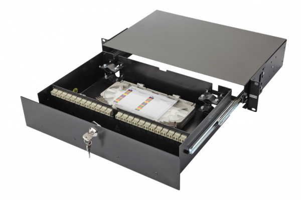 Коммутационная панель ВО Eurolan 47F-48, 2HU, портов: 48 LC (Duplex) OM2, установлено адаптеров: 4 выдвижная, цвет: чёрный, цвет адаптеров: серый, монтажные шнуры, КДЗС