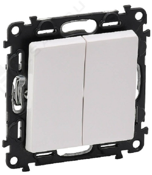 Выключатель Legrand Valena Life, двухклавишный, без подсветки, 10АX, внутренняя, 71х71 мм (ВхШ), цвет: белый, с безвинтовыми зажимами (752405)