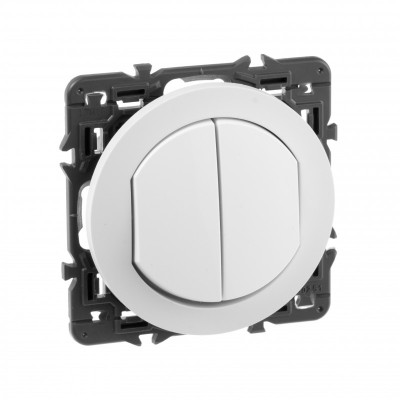 Лицевая панель для переключателя Legrand Celiane, 77х72 мм (ВхШ), кол-во клавиш: 2, цвет: белый, (LEG.067802)