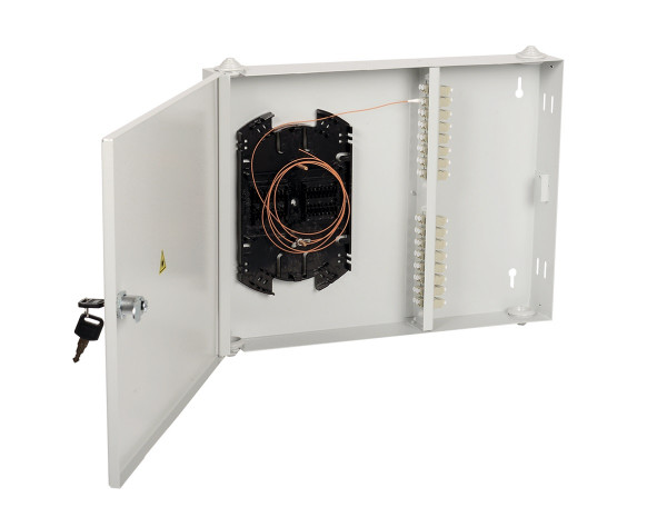 Кросс-панель ITK портов: 16 LC (Duplex) OM3, установлено адаптеров: 12 невыдвижная, настенная, цвет: серый