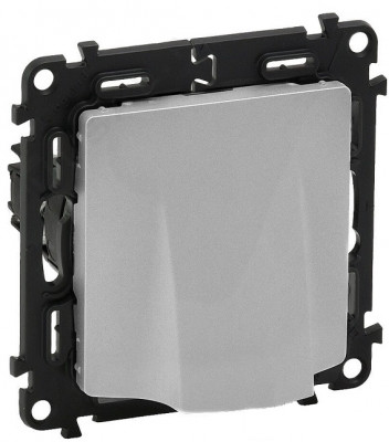 Механизм для вывода кабеля Legrand Valena Life, 1x D кабеля 12 мм, внешняя, 51х58 мм (ВхШ), цвет: алюминий, (LEG.753334)