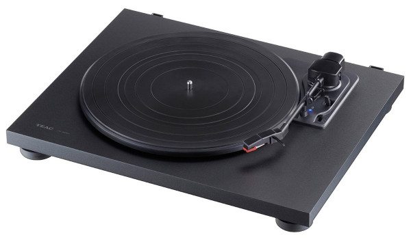 Проигрыватель винила Teac TN-180BT Black