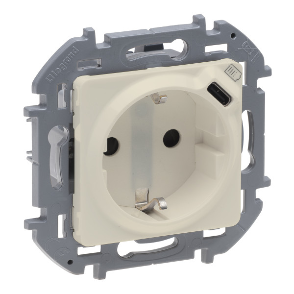 Розетка электрическая Legrand INSPIRIA, 2к+З+USB, 16АX, 75,8х75,8 мм (ВхШ), шторки защитные, цвет: слоновая кость (673771)